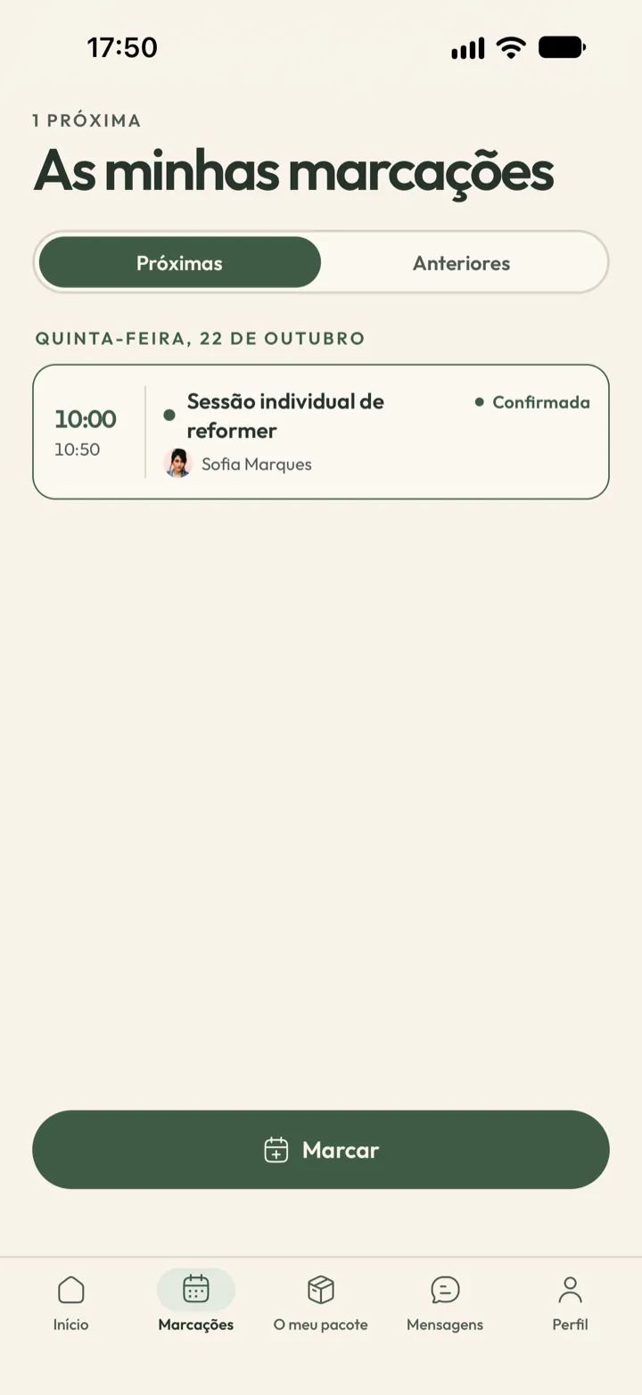 Ecrã de marcações do cliente na Corenta com uma sessão de reformer confirmada e o separador das anteriores
